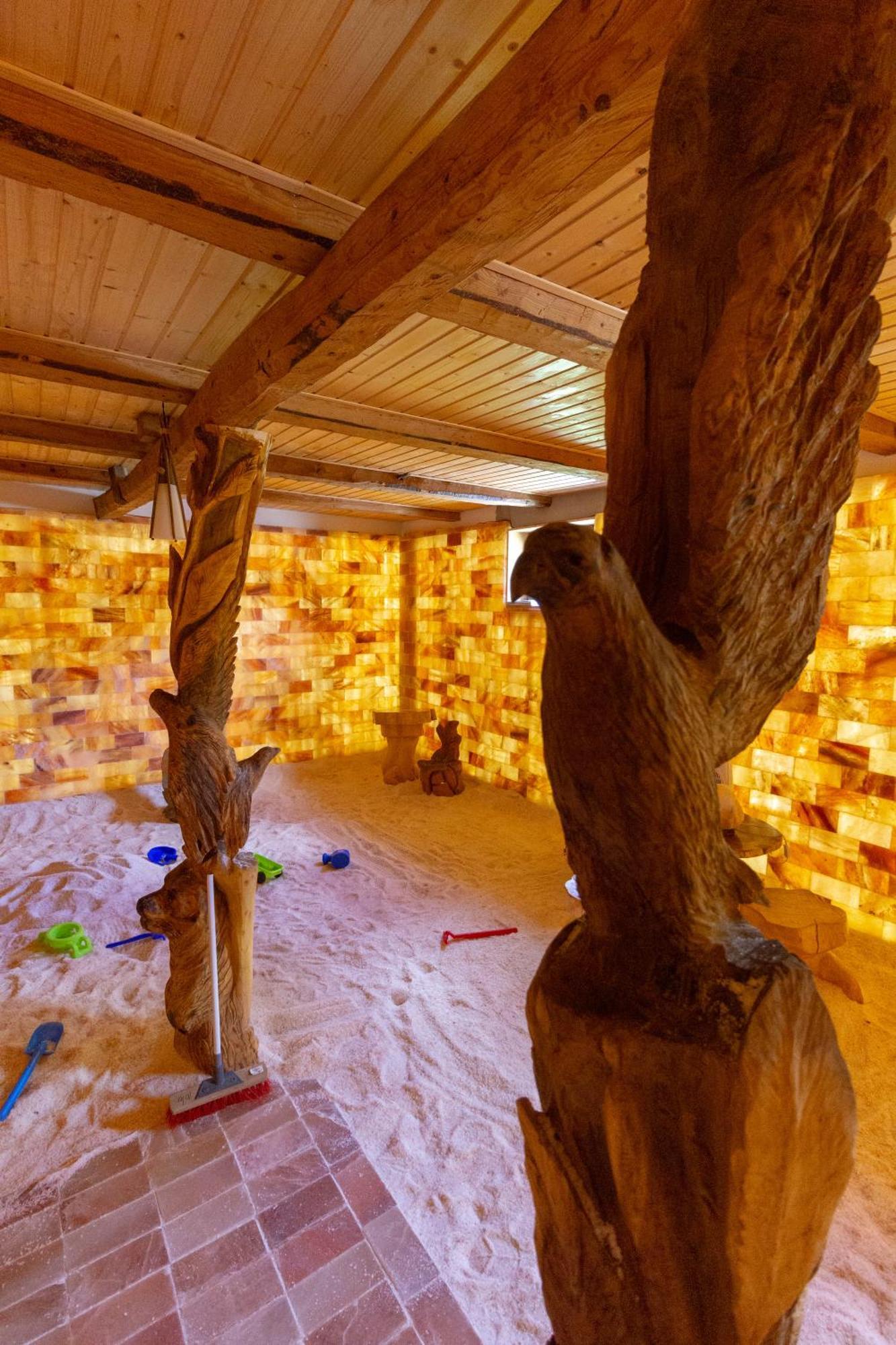 Pensiunea Agroturistica Cerna, Vaideeni, Valcea エクステリア 写真