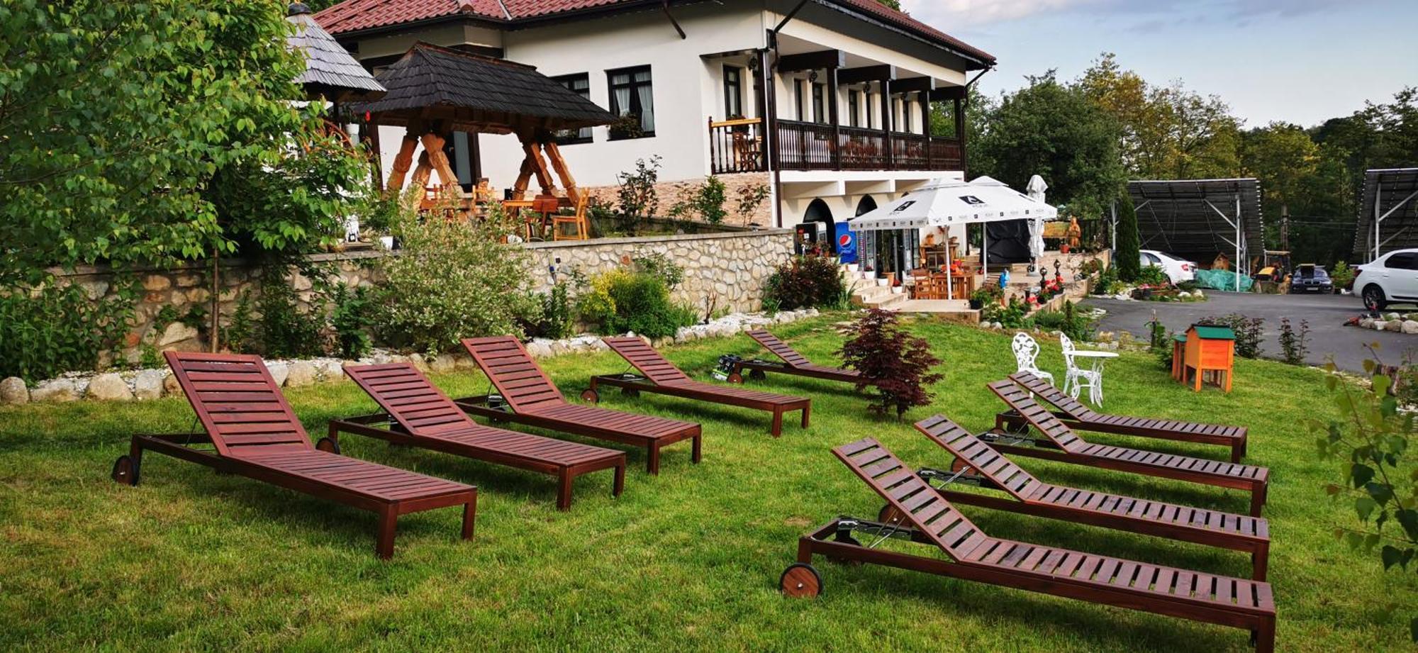Pensiunea Agroturistica Cerna, Vaideeni, Valcea エクステリア 写真